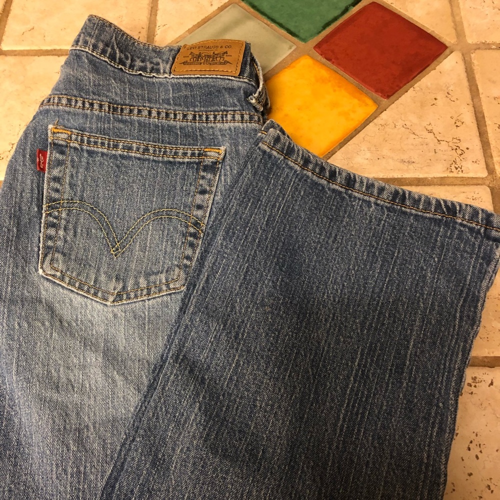 Women’s Boot Cut Jean - 515 Levi’s, Size 8
